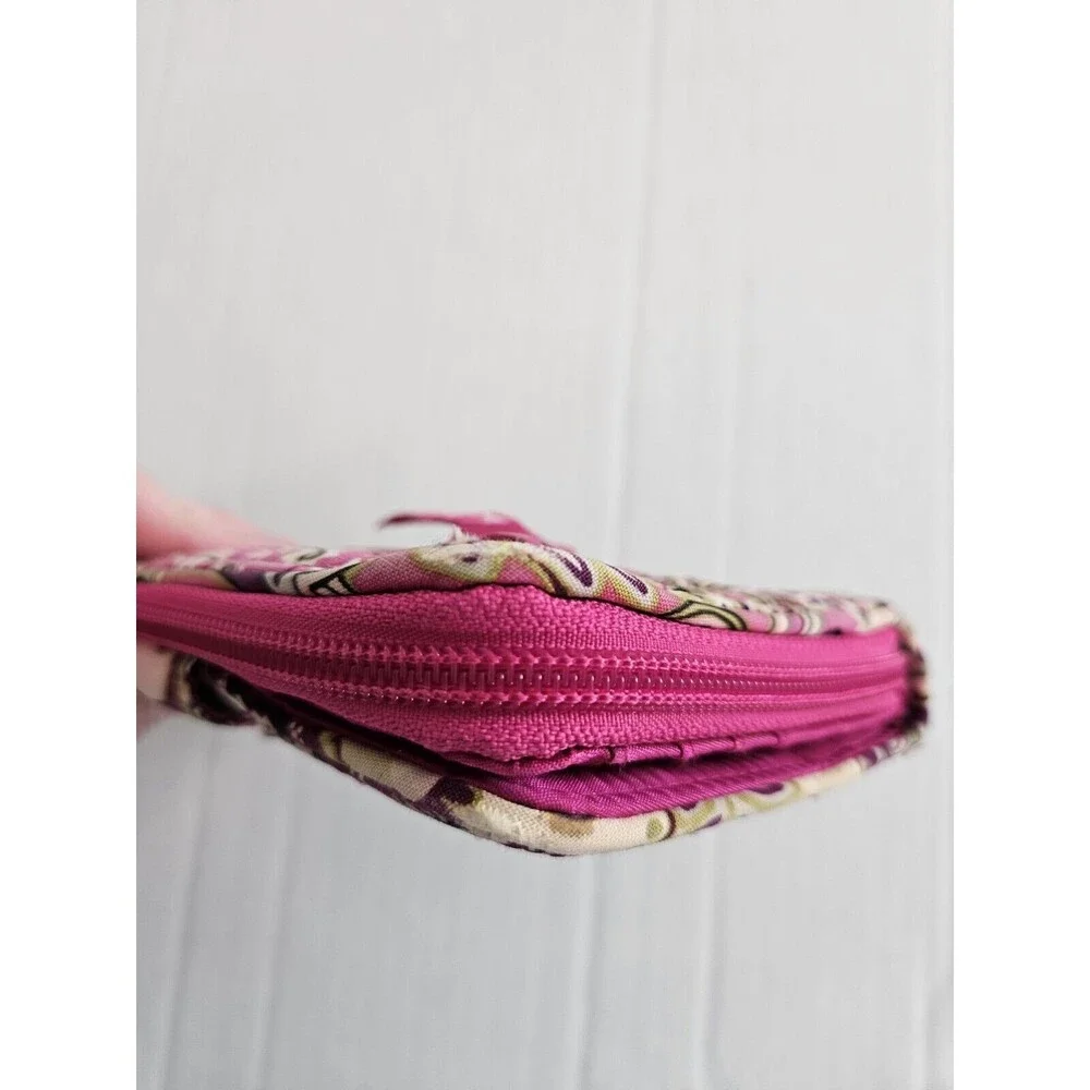 Vera Bradley Very Berry Zip Around Quilted Floral Wallet Twist Lock Retired HTF - Picture 15 of 15